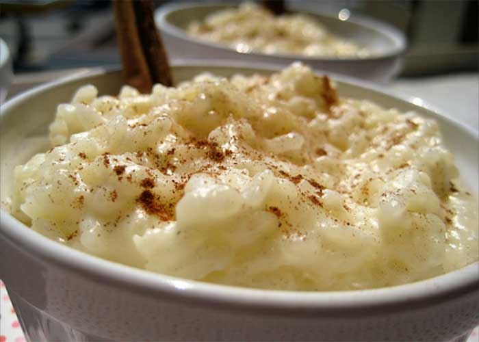 Arroz con leche y con canela