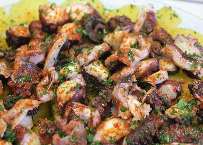 ´Plato de pulpo típico de tierras gallegas