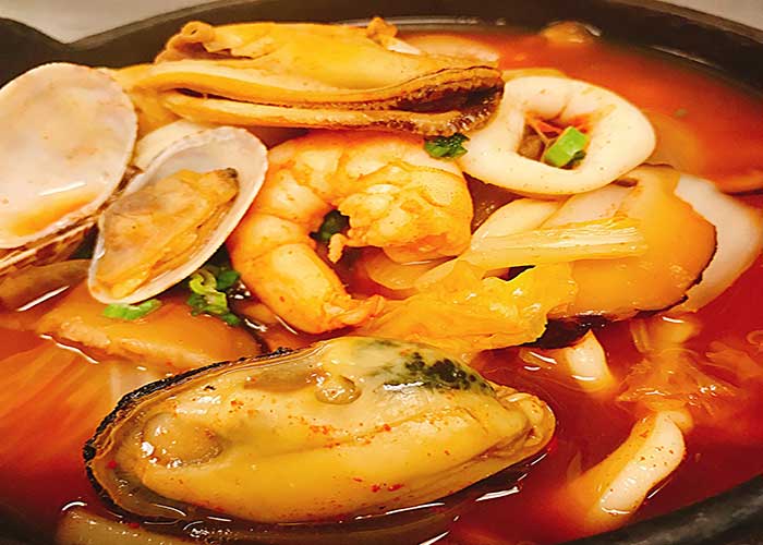 Sopa de pescado y de marisco