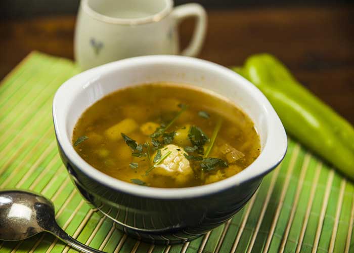 Sopa de menudillos típica madrileña